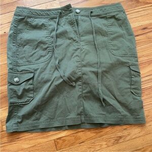 LLBean army green skirt. Favorite fit!